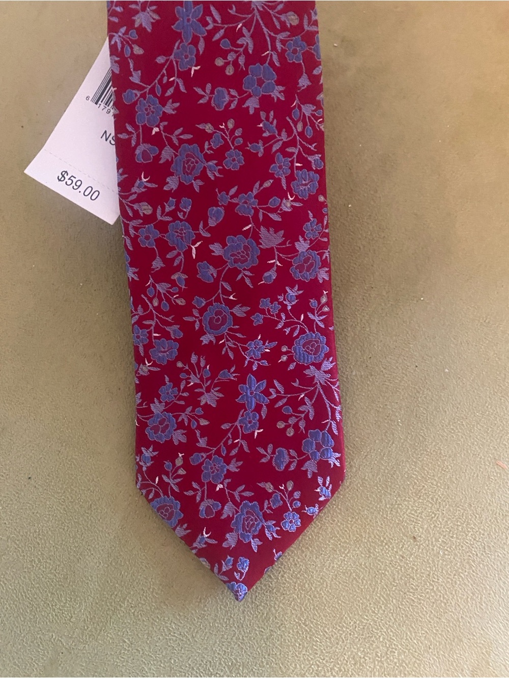 Nwt’s Bloomingdales Mens Shop Red Silk Tie